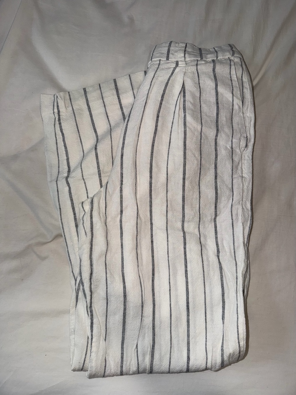 Old Navy White Pants with Black Vertical Stripes